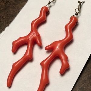 C O R A L dangle earrings!